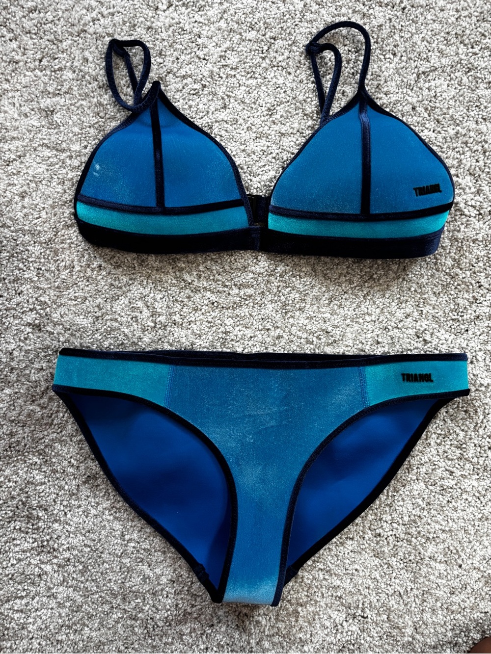Triangl bikini | top: small ++ bottom: medium | gently worn